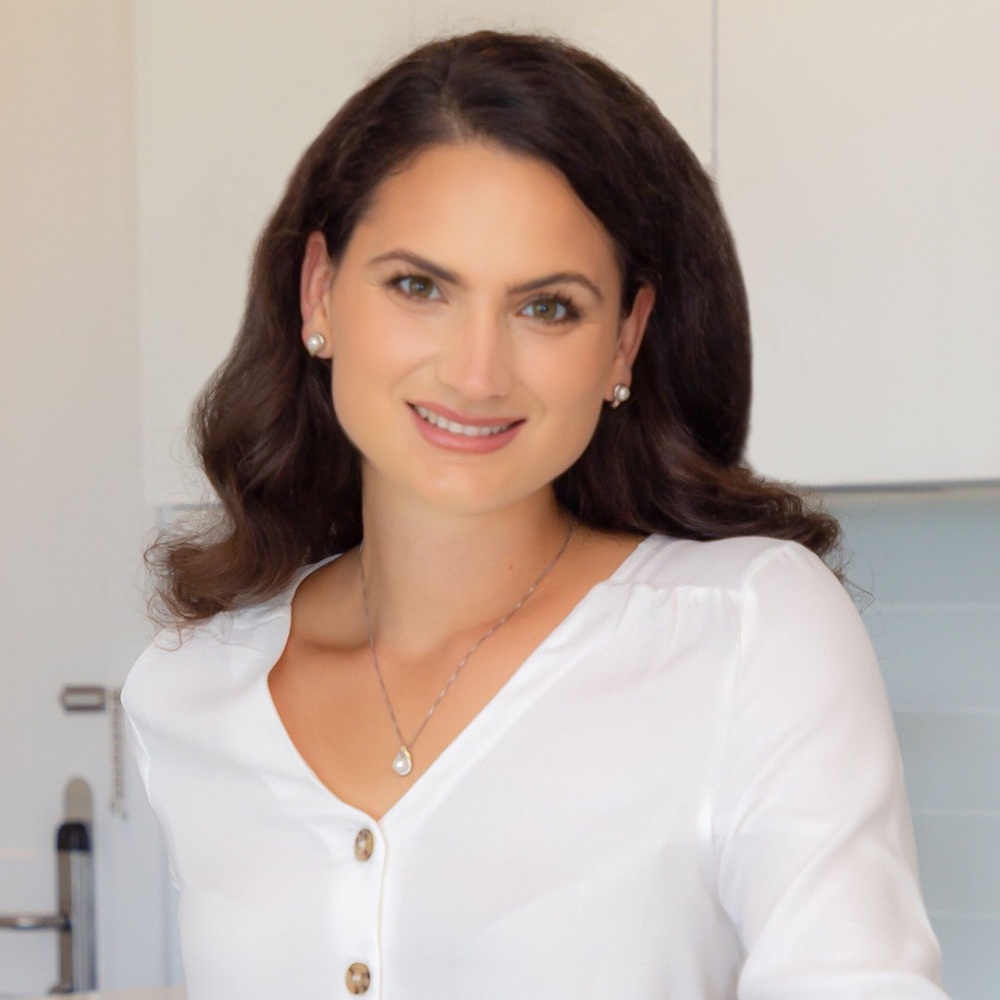 Meet your Posher, Nicole